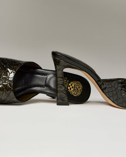 Vince Camuto Paigely Mule
