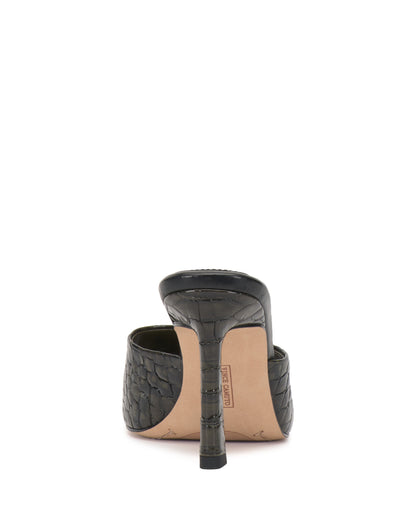 Vince Camuto Paigely Mule