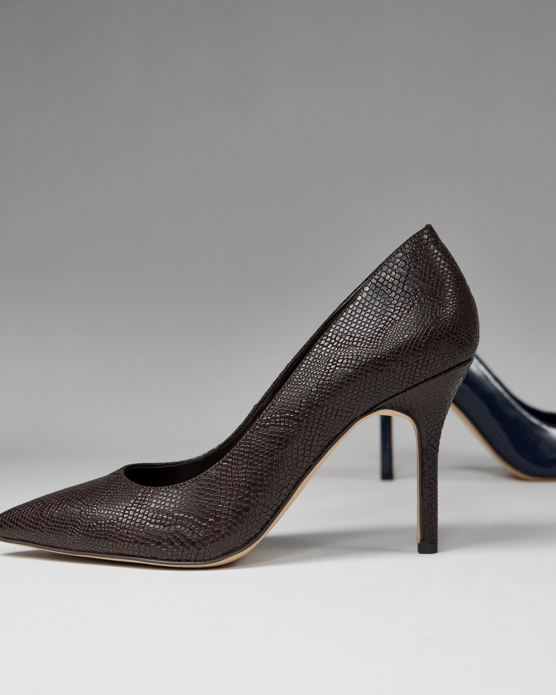 Vince Camuto Maisha Pump