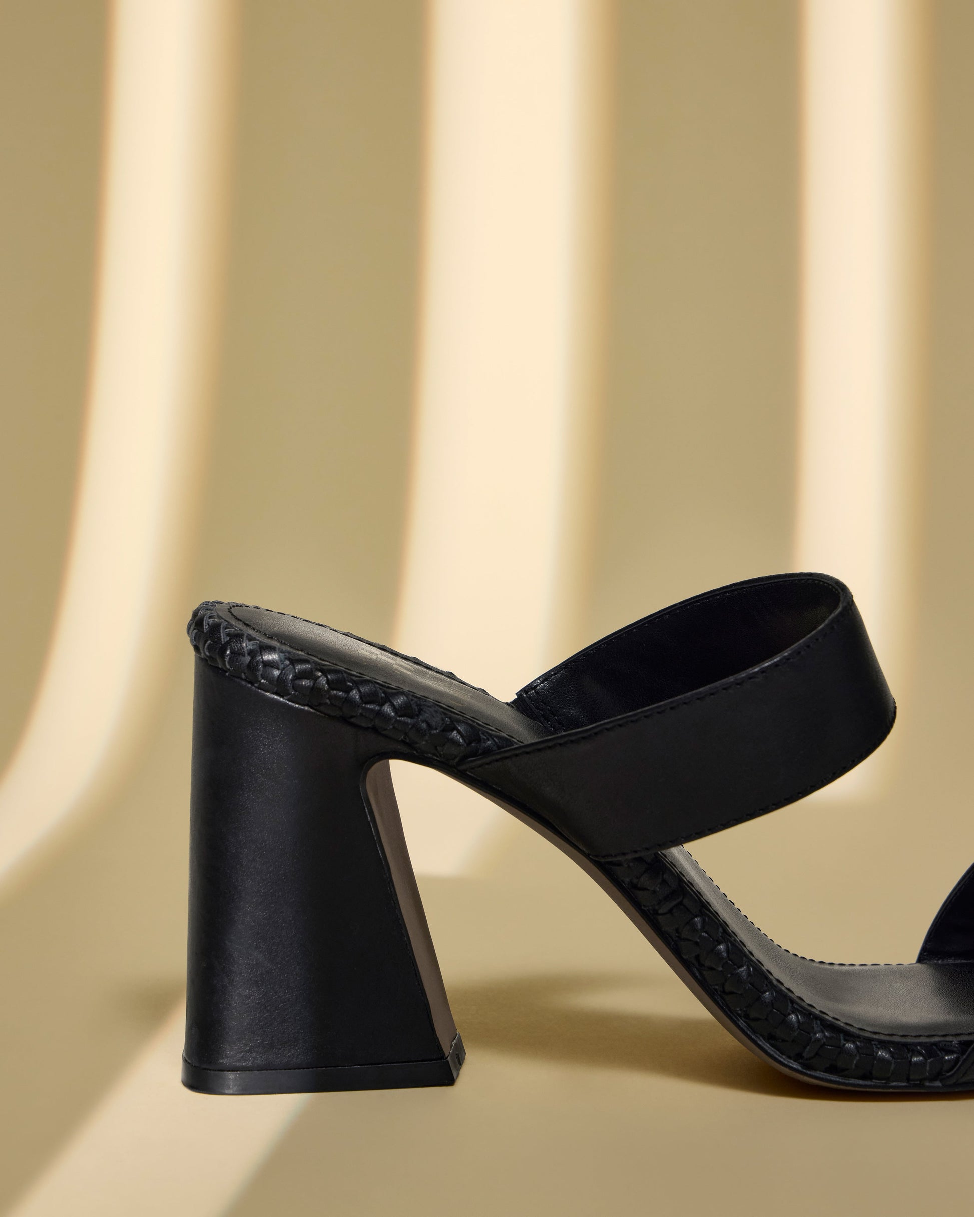 Vince Camuto Kaden Mule