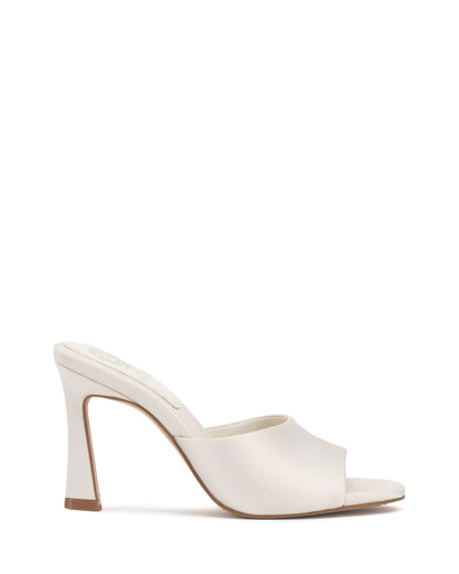Vince Camuto Paigely Mule